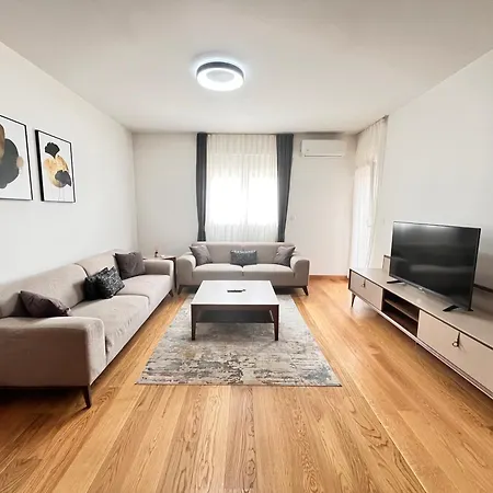 New Luxury Апартаменты *