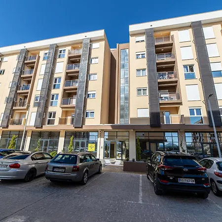 New Luxury Apartment *