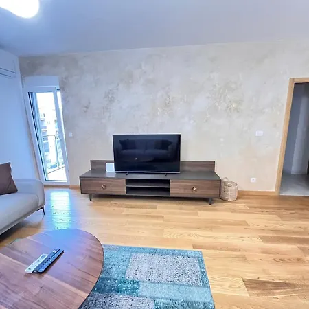 New Luxury Podgoriçe